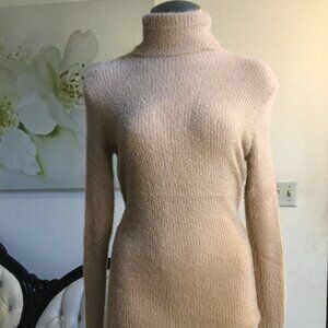SCHRISTINA CO Turtleneck Sweater Pullover Soft Fuzzy Fluffy Winter Camel L/XL